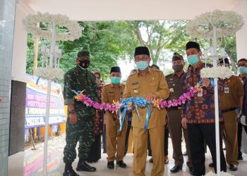 Gubernur Jambi Resmikan Laboratorium PCR Covid-19 dan Unit Transfusi Darah RSUD Raden Mattaher. (Foto:Humas Pemprov Jambi)