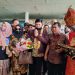 Kedatangan Syafril Nursal di Bandara Sultan Thaha Jambi disambut oleh Tim Pendukungnya. Foto : Cuy)