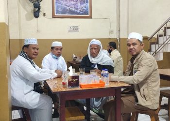 Cagub Al Haris bersama Relawan Pejuang Subuh.